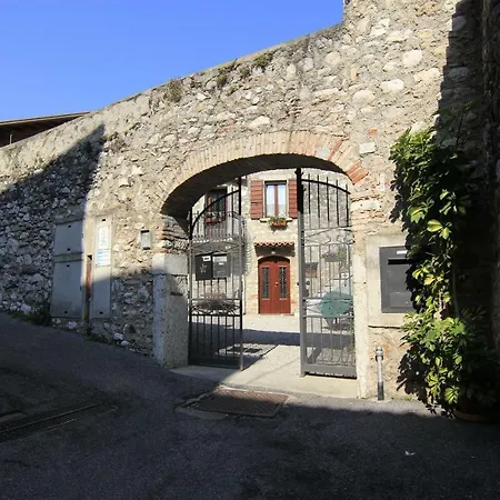 La Casa Degli Artisti شقة توسكولانو ماديرنو