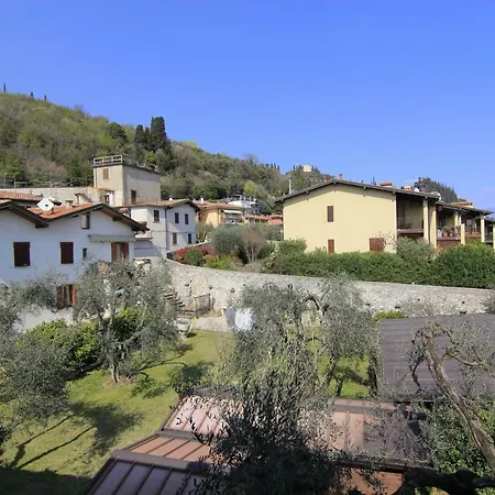La Casa Degli Artisti * توسكولانو ماديرنو