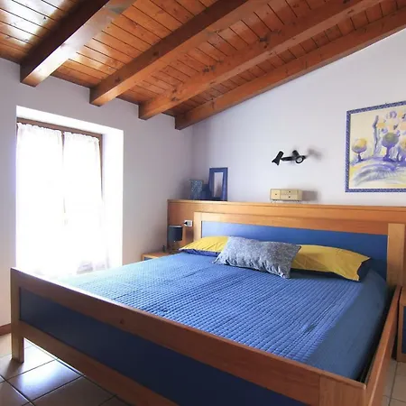 La Casa Degli Artisti توسكولانو ماديرنو
